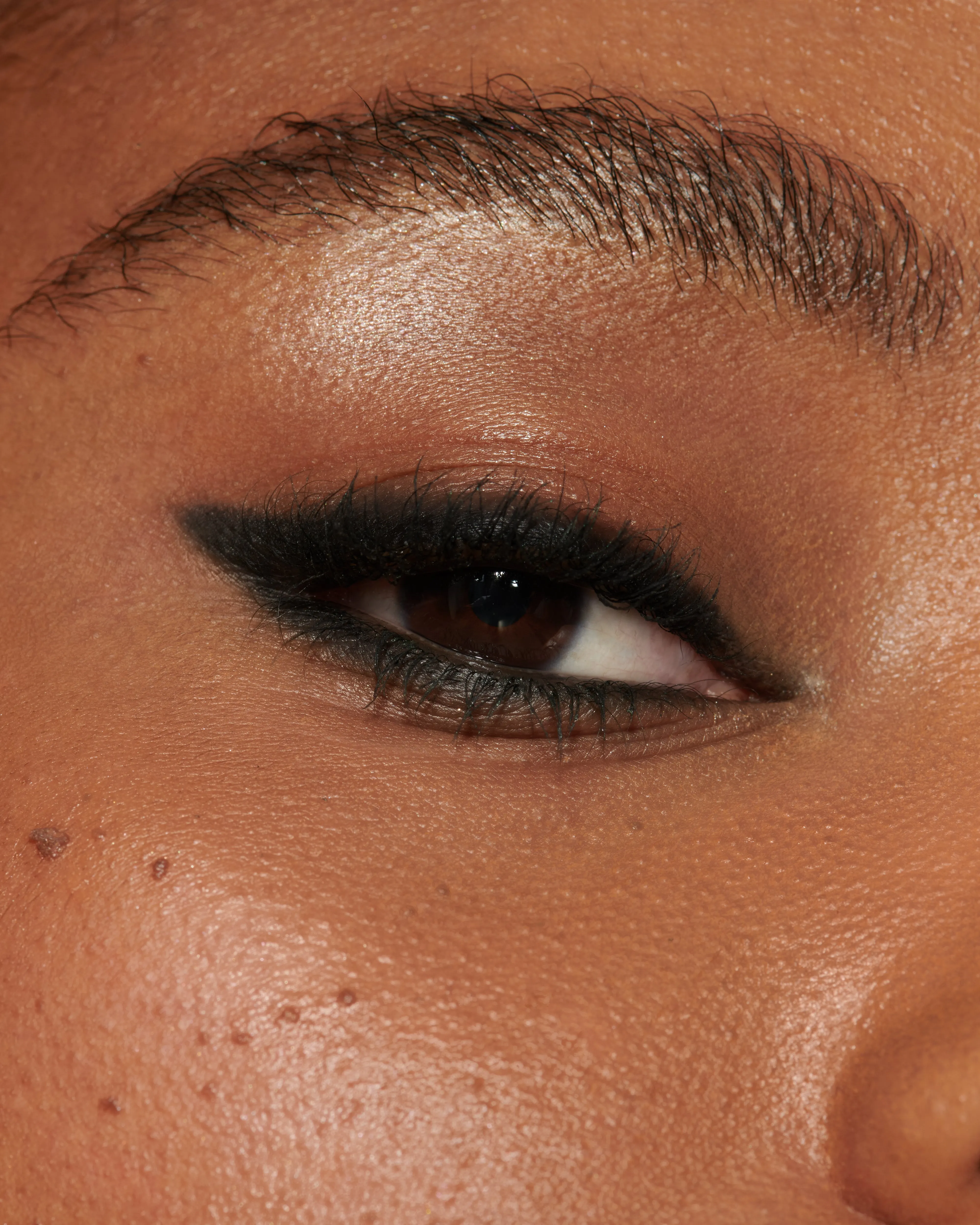 Black Treacle (Seamless Glide Eye Pencil)