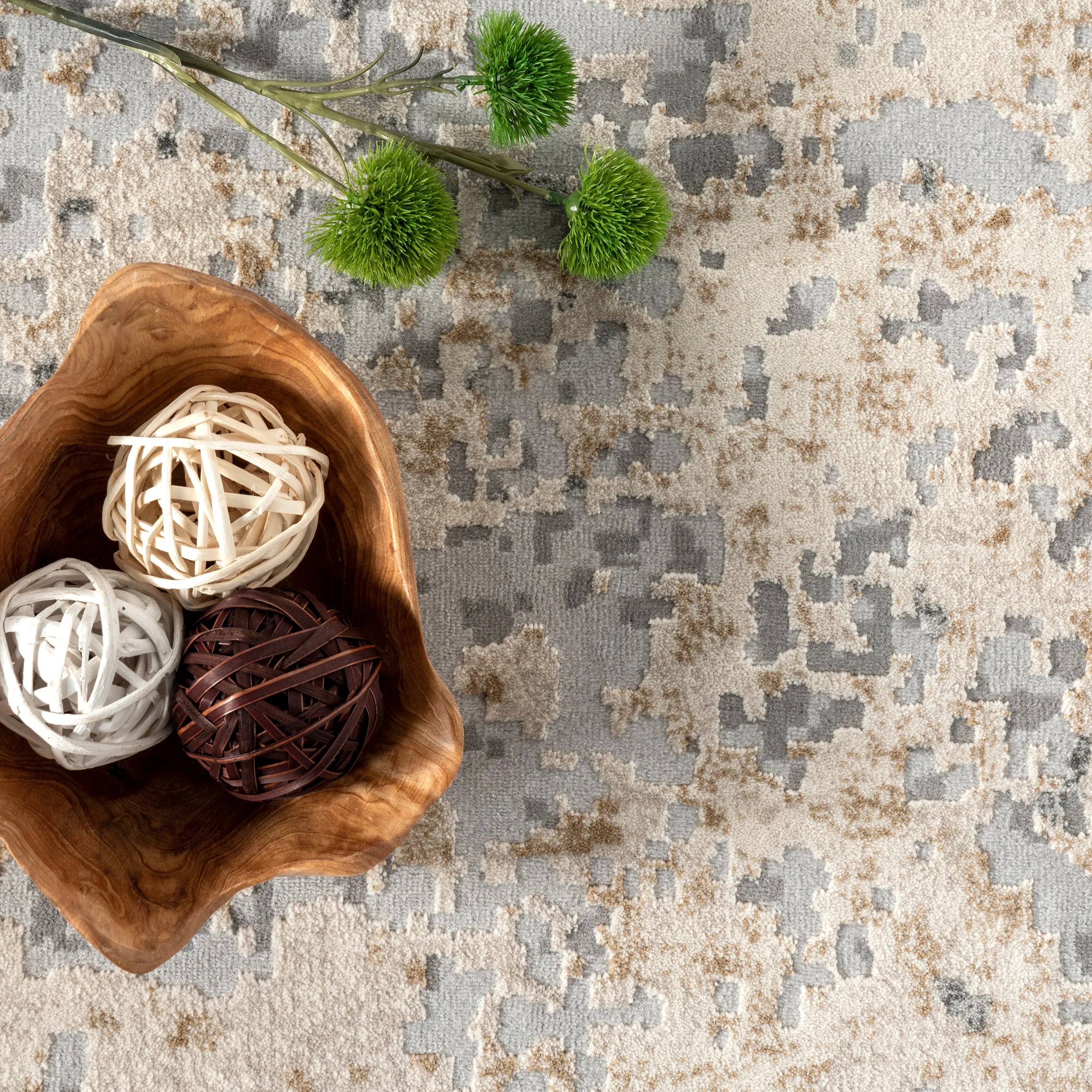 Chastin Modern Abstract Area Rug